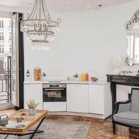 Maisons Du Monde & - Отель 4*
