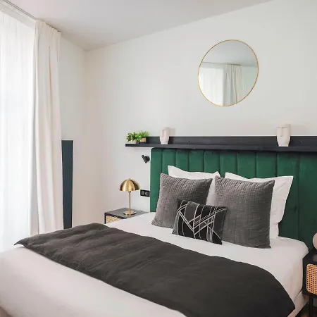 Отель Maisons Du Monde & -