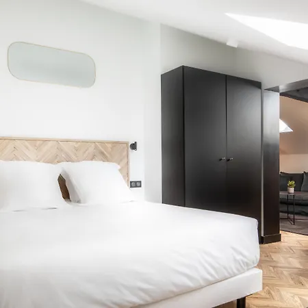 Отель Maisons Du Monde & - 4*