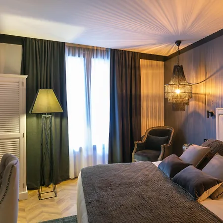 Отель Maisons Du Monde & -