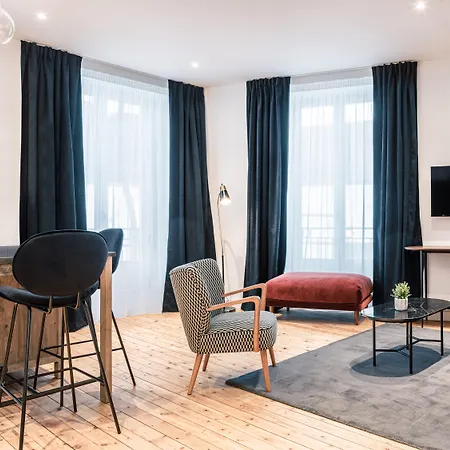 Maisons Du Monde & - 4* Нант