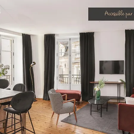 Отель Maisons Du Monde & - 4*